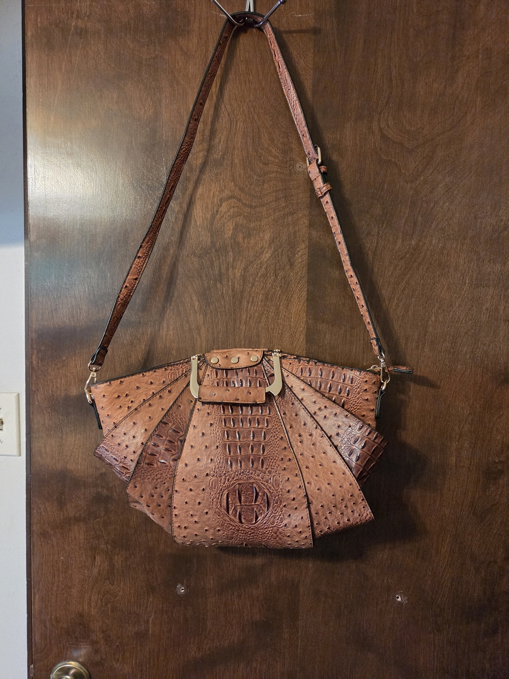 Croco Fan Handbag with Removable Strap